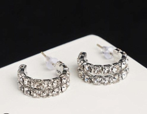 Серьги со стразами Античность белый в серебре купить недорого в интернет магазине Beauty Prof с доставкой по Хабаровску и регионам России