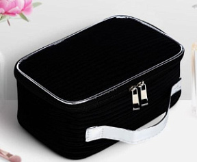 Косметичка универсальная на молнии с ручкой чёрный 21*9*10 см купить недорого в интернет магазине Beauty Prof с доставкой по Хабаровску и регионам России