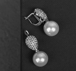 Серьги с жемчугом Грейс капля и сфера белый в серебре купить недорого в интернет магазине Beauty Prof с доставкой по Хабаровску и регионам России